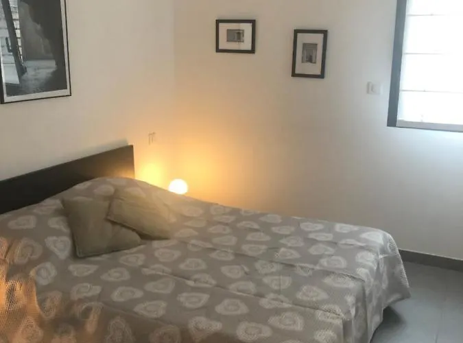 Apartment Les Pieds Dans L'eau 3 - - Corse